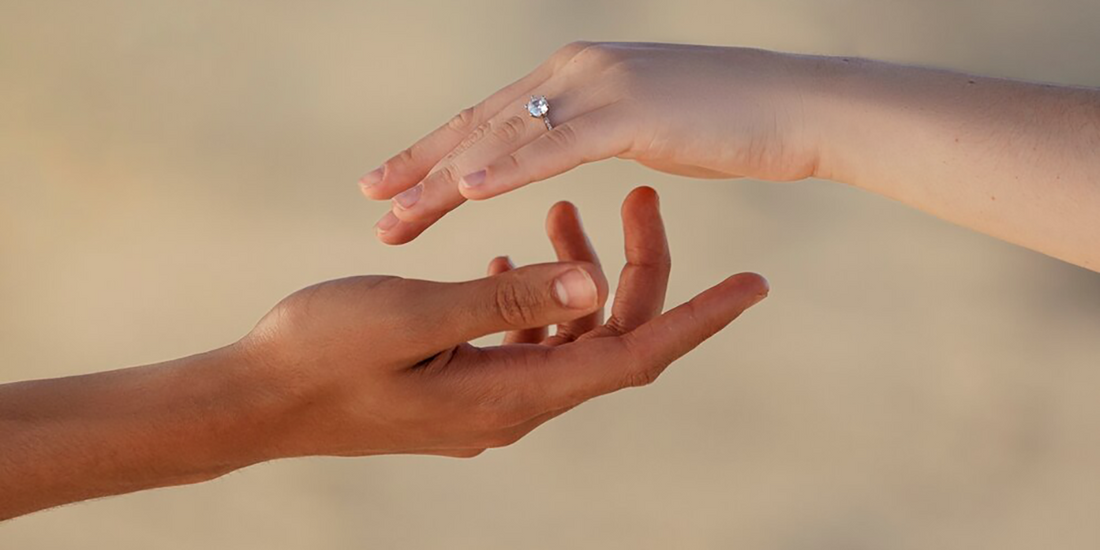 3 stone ring meaning