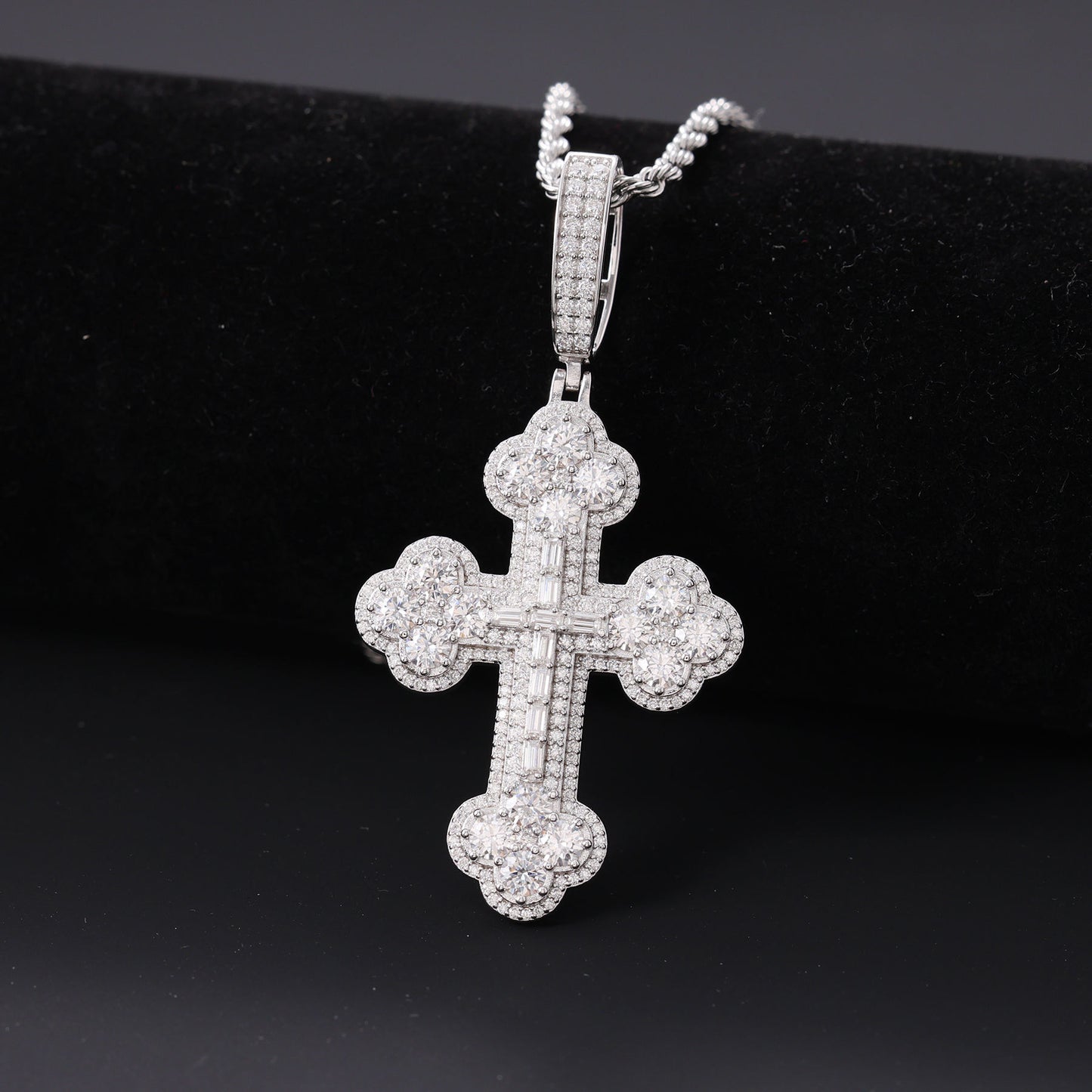 Iced Out Round & Baguette Moissanite Hip Hip Cross Pendant For Men Rapper Charm Jewelry