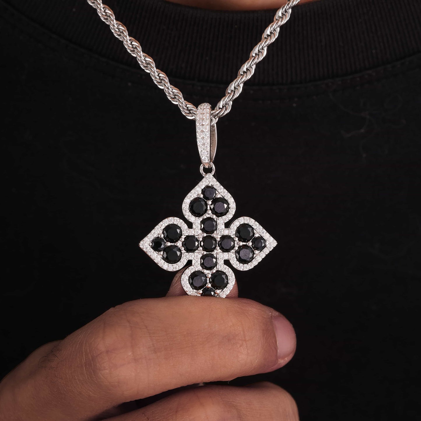 Iced Out Round Cut Moissanite Four Leaf Hip Hop Charm Pendant Jewelry