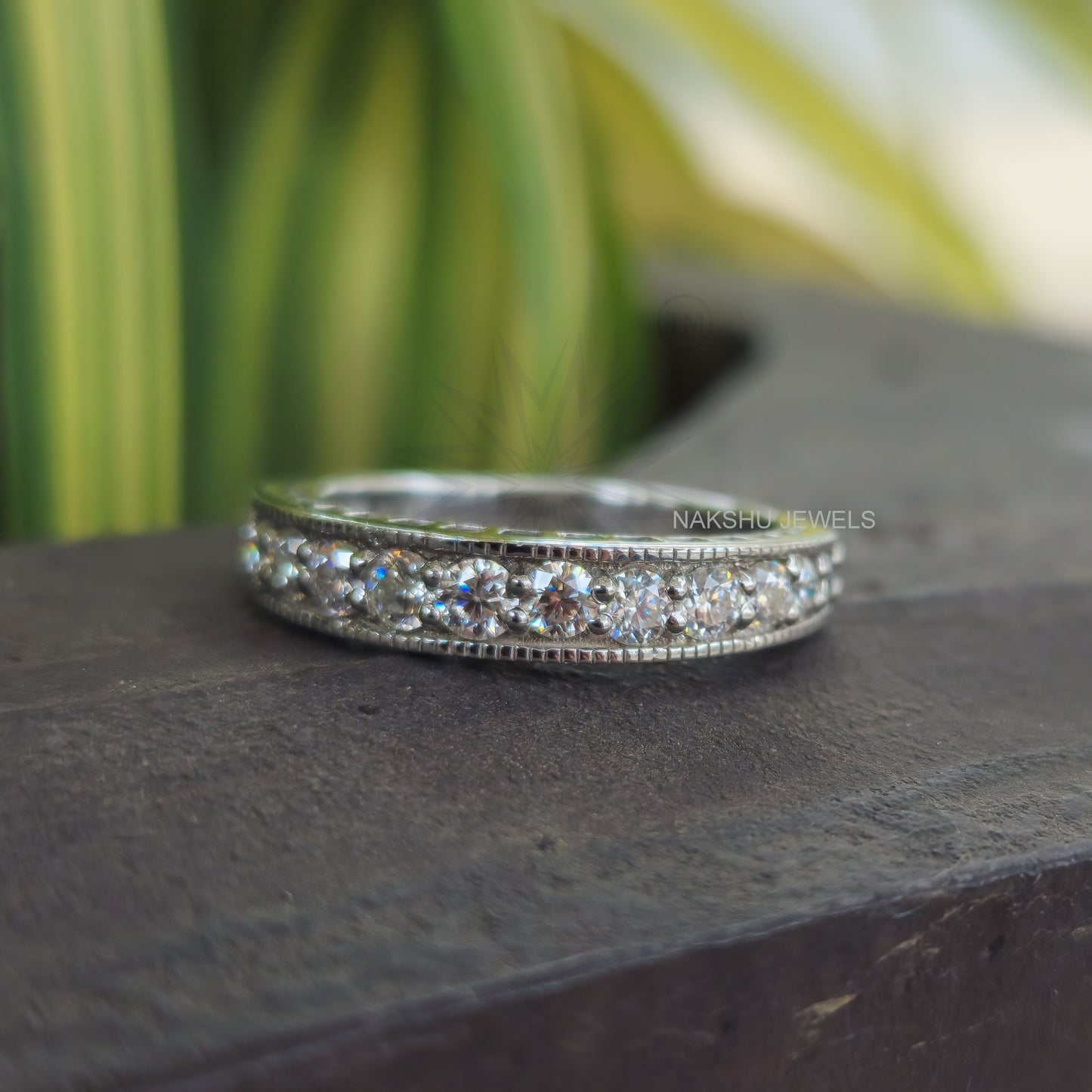 Brilliant Round Moissanite Milgrain Bridal Set
