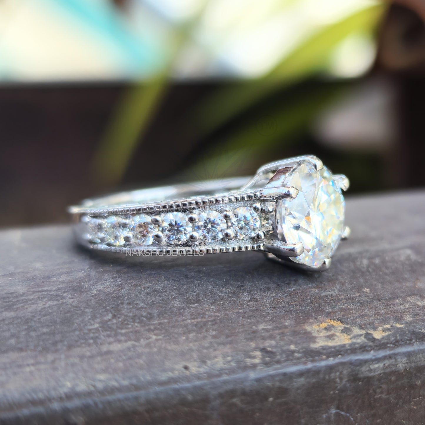 Brilliant Round Moissanite Milgrain Bridal Set