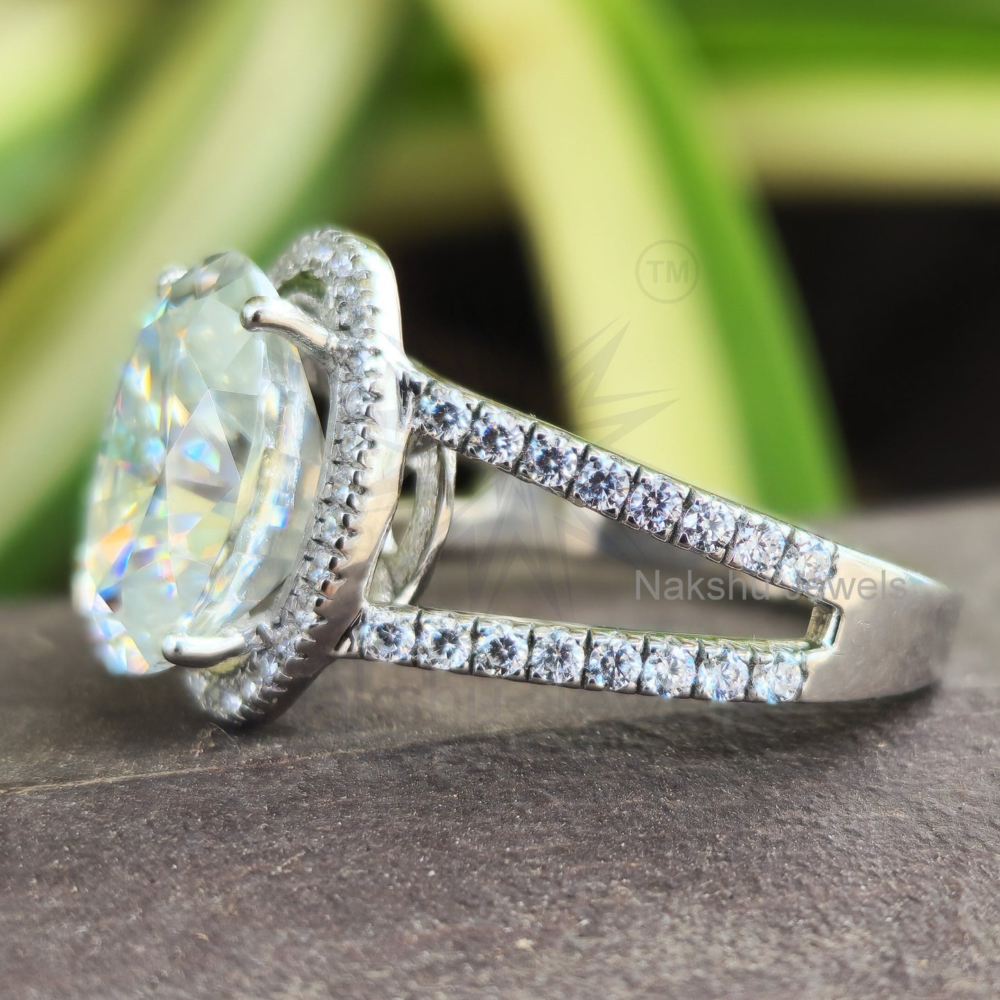 Split Shank Oval Cut Moissanite Halo Engagement Ring