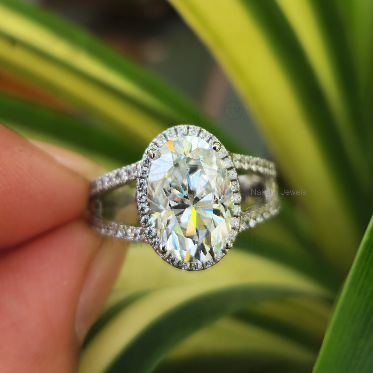 Split Shank Oval Cut Moissanite Halo Engagement Ring