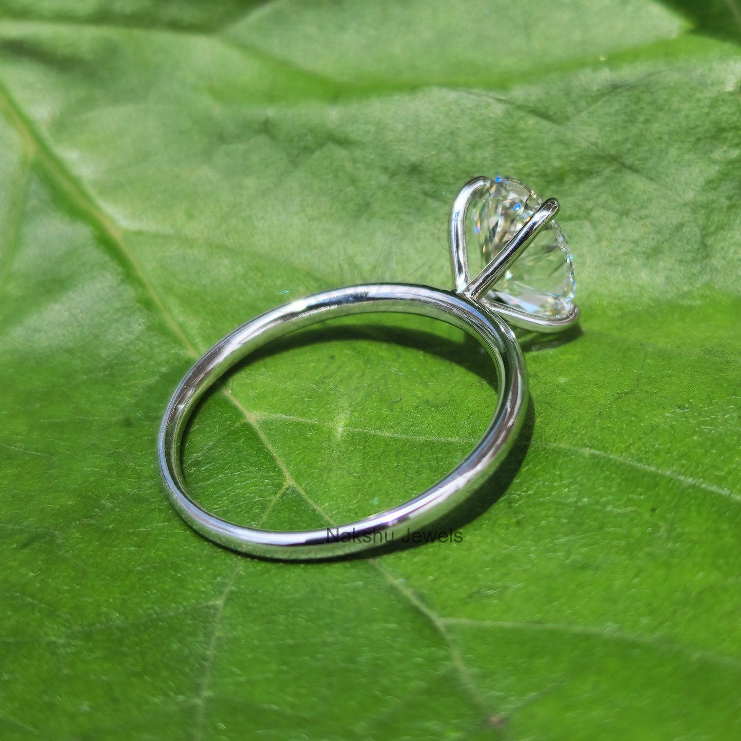 Solitaire Muse Oval Moissanite Engagement Ring for Women