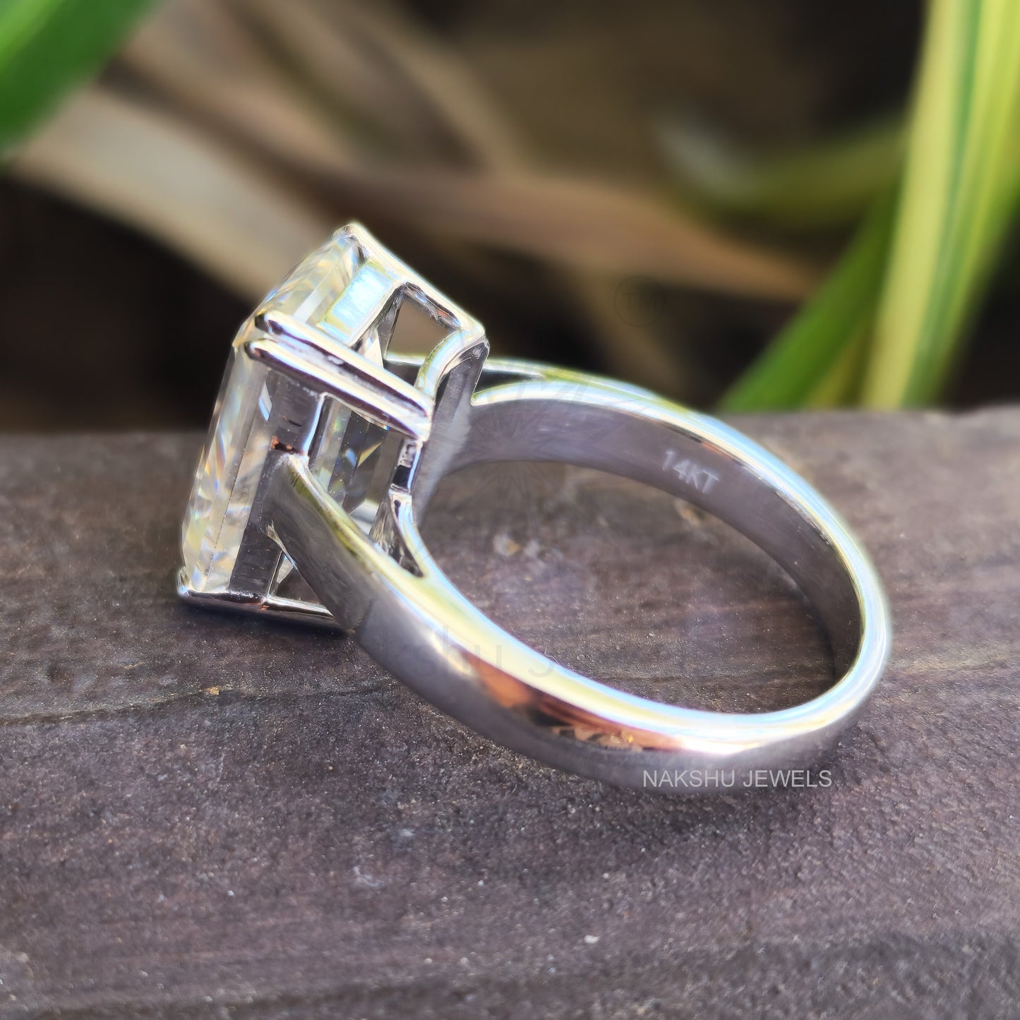Emerald Cut Moissanite Stylish Engagement Ring - Cathedral Set