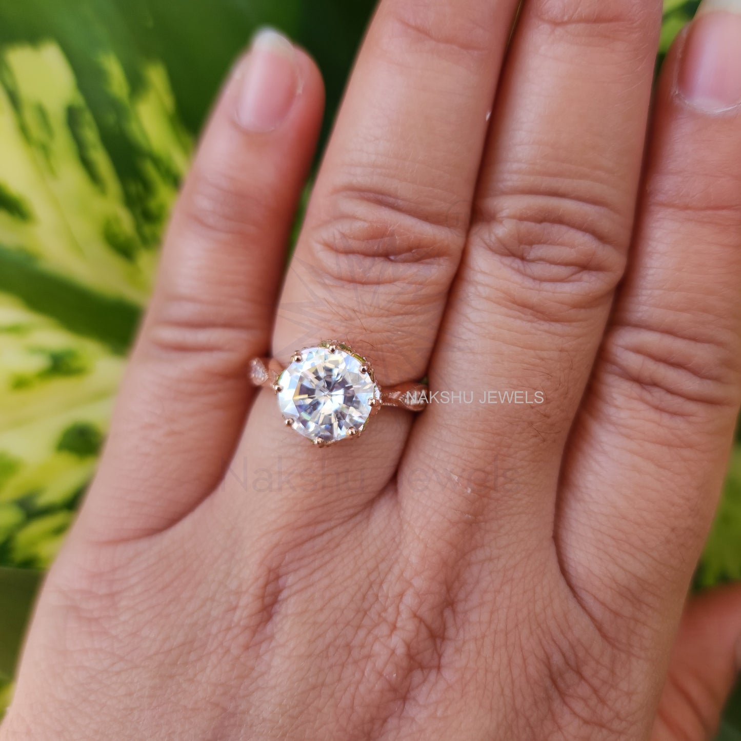 Jubilee Cut Round Moissanite Engagement Ring