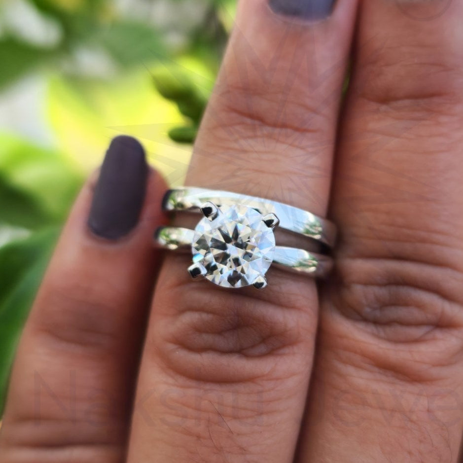 Round Cut Solitaire Moissanite Bridal Set