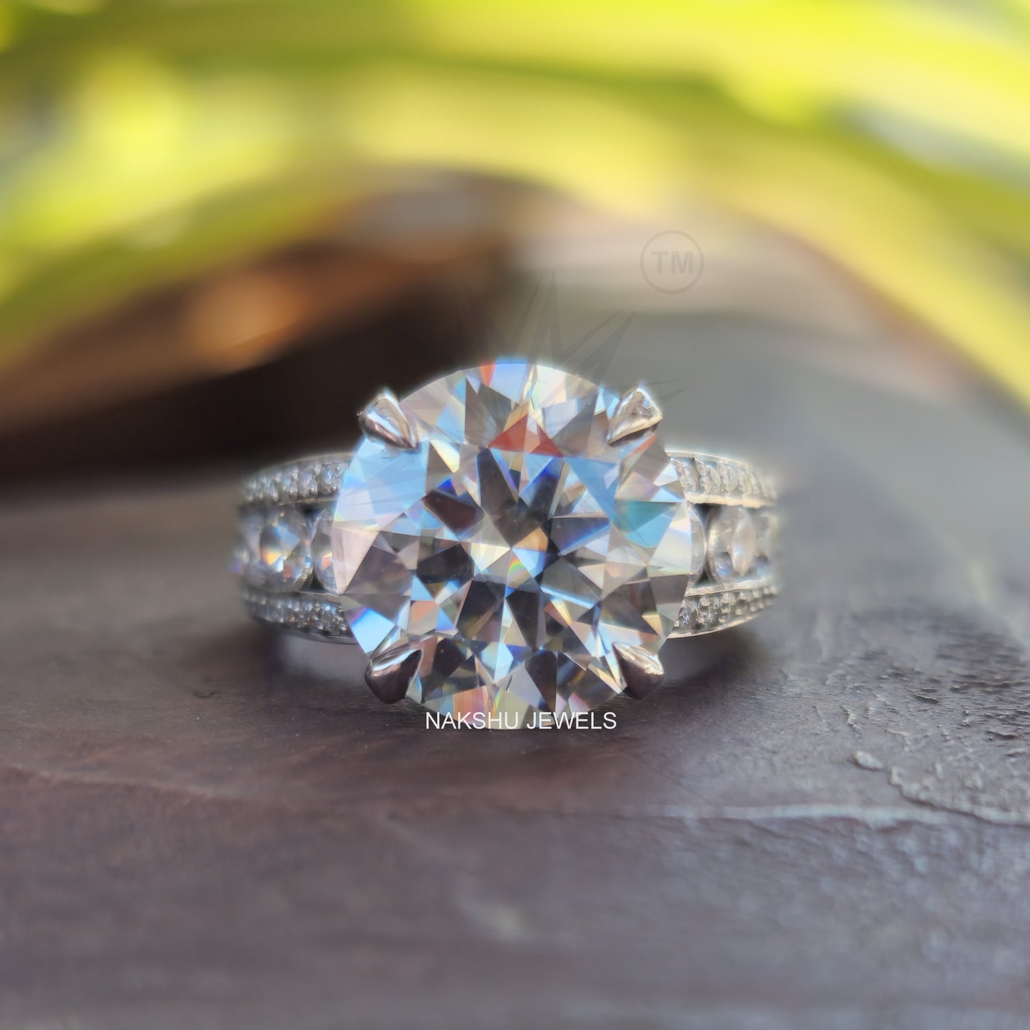 Brilliant Round Cut Moissanite Engagement Ring - Bridal Ring