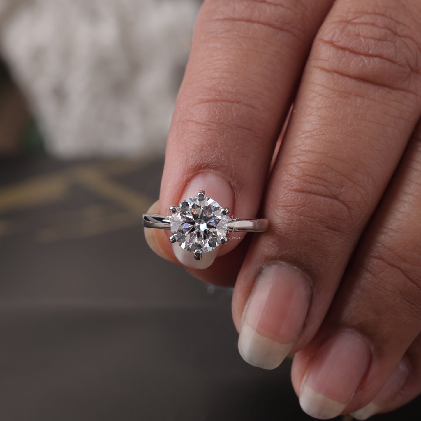 Round Cut Moissanite Solitaire Engagement Ring, 6 Prong Wedding Ring