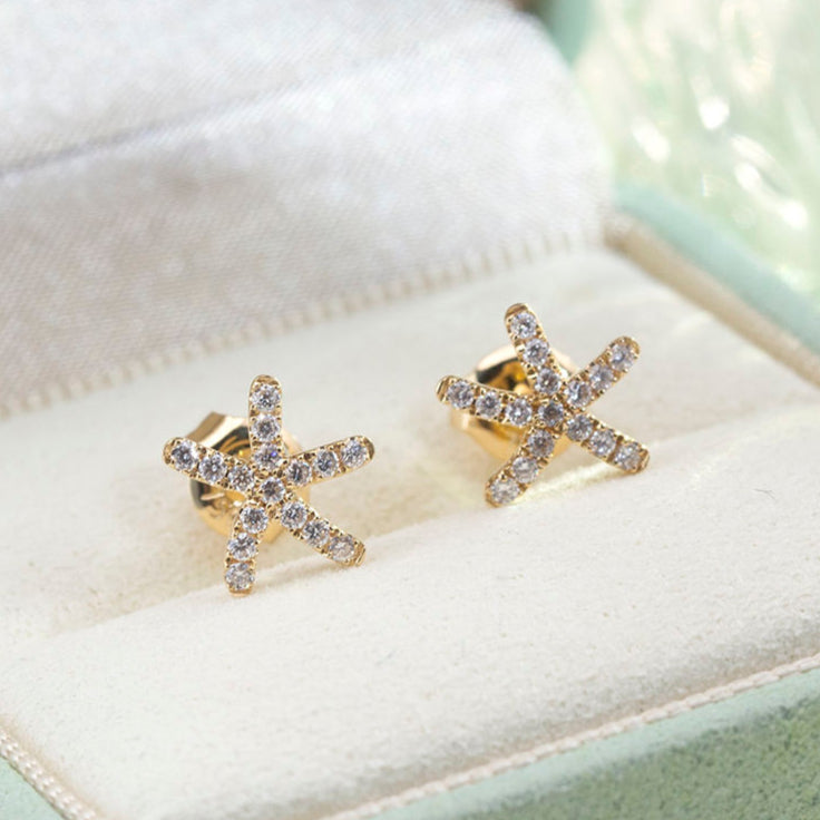 Round Cut Moissanite Starfish Push Back Stud Earring, Best For Gift