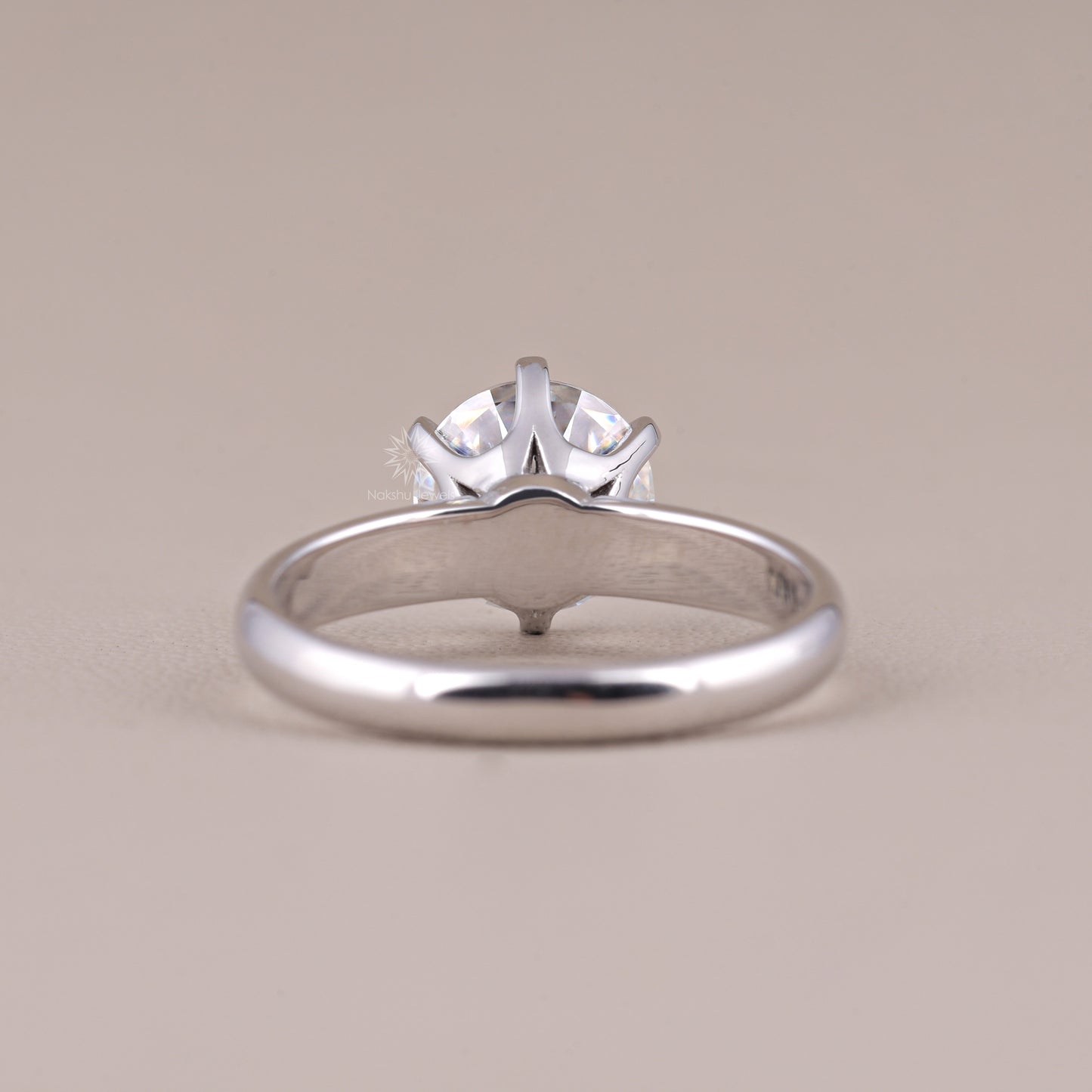 Round Cut Moissanite Solitaire Engagement Ring Classic 6 Prong Setting