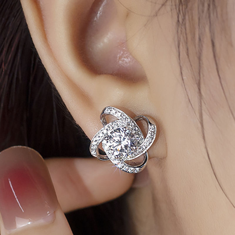 Floral Knot/Infinity Shape Moissanite Elegance Stud Earring In 14K Solid Gold