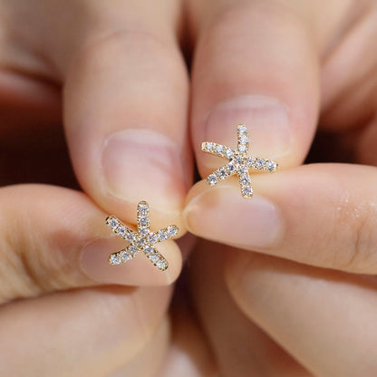 Round Cut Moissanite Starfish Push Back Stud Earring, Best For Gift