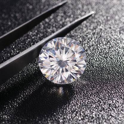2 Carat Round Brilliant Cut Moissanite