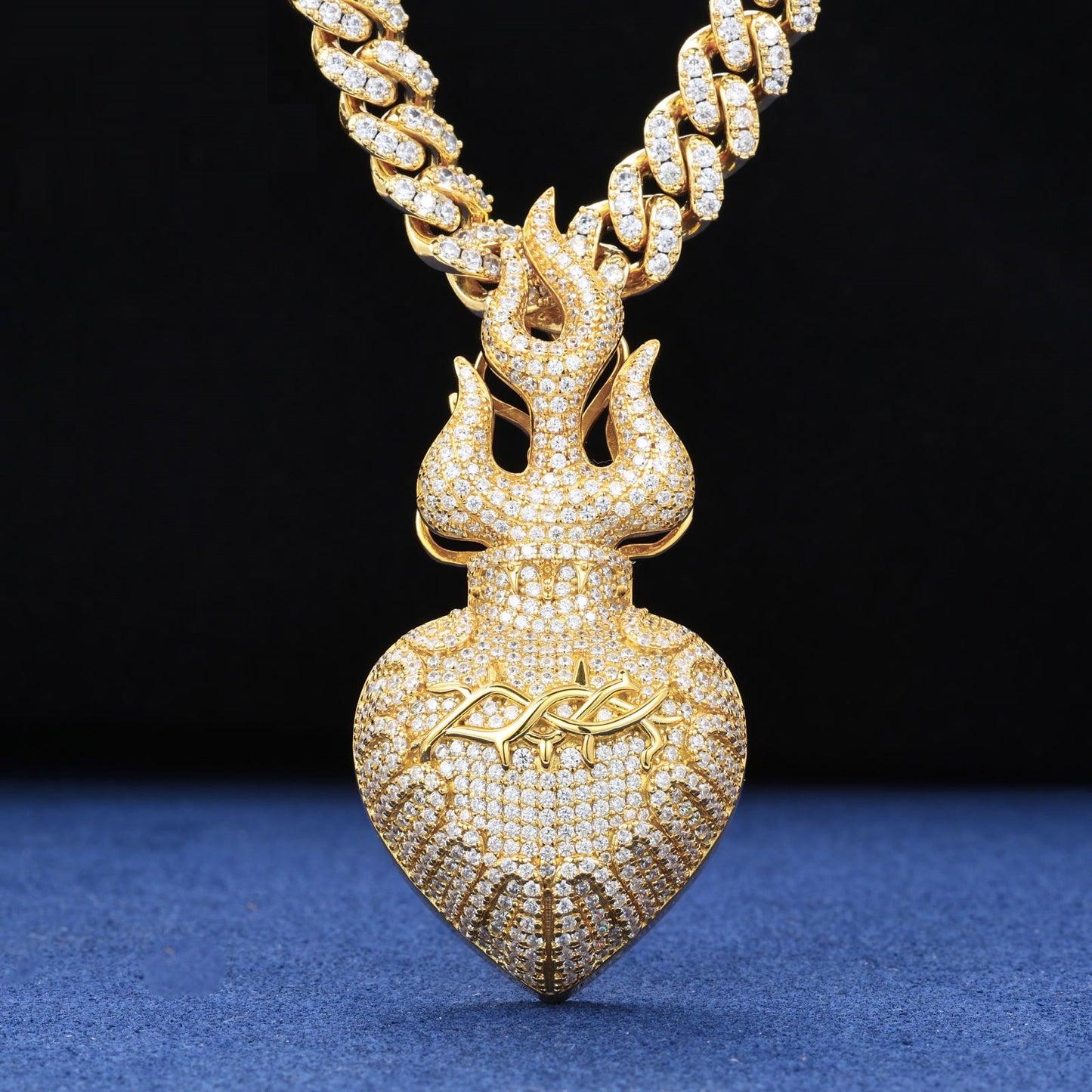 925 Stelring Silver Hip Hop Round Cut Moissanite Flame Heart Iced Out Pendant Jewelry For Men - Rapper