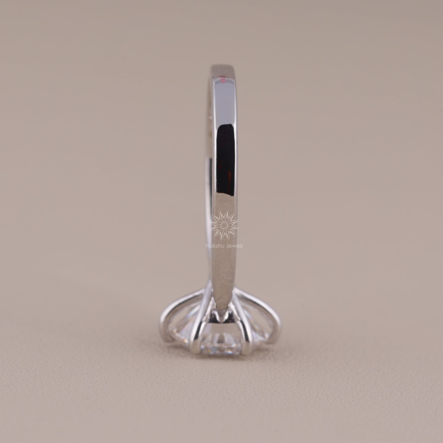 Round Cut Moissanite Solitaire Engagement Ring, 6 Prong Wedding Ring