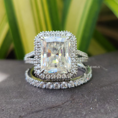 Wonderful Radiant Cut 4CT Engagement Split Shank Halo Moissanite Bridal Ring