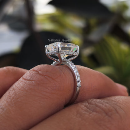 Radiant Cut Moissanite Engagement Ring