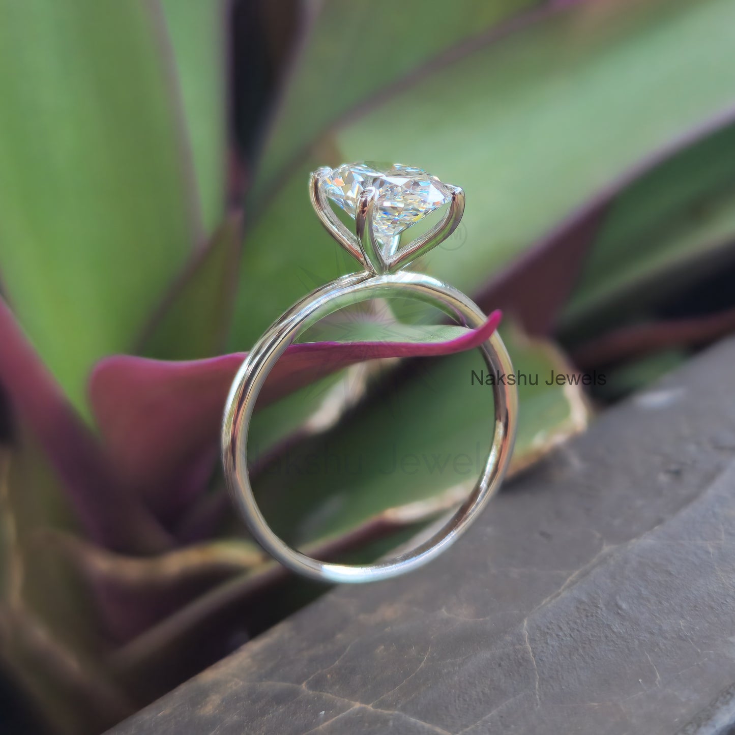 Solitaire Muse Oval Moissanite Engagement Ring for Women